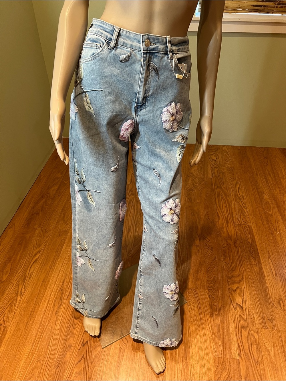 Embellished Light Blue straight leg Jeans puffy flowers and sequins beads size L